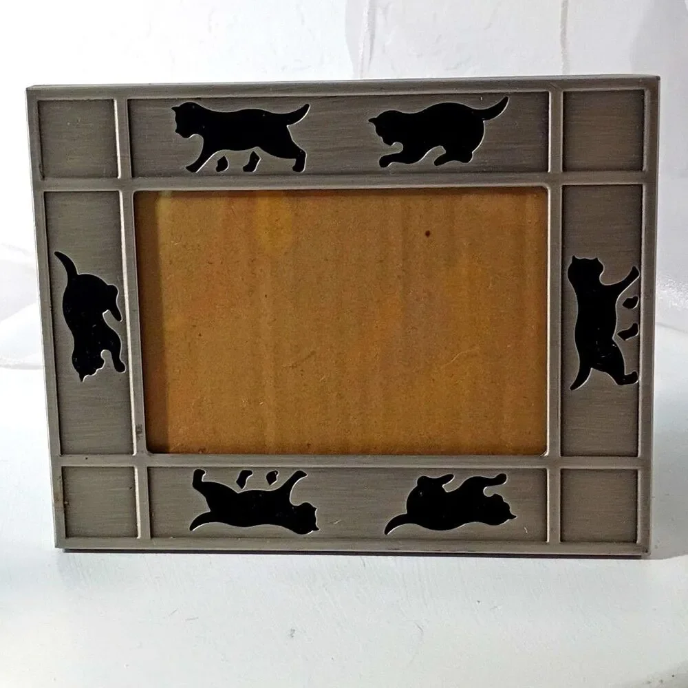 Vintage Silver Pewter Cat Picture Frame 3.5x5 Tabletop Easel Back Pet Lover